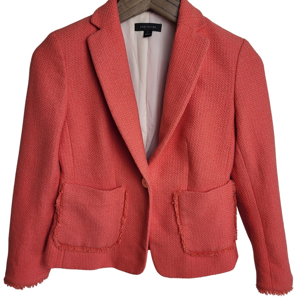 Ann Taylor Coral Tweed Blazer Womens‎ Sz 0 Jacket Frayed Trim Gold Button Career